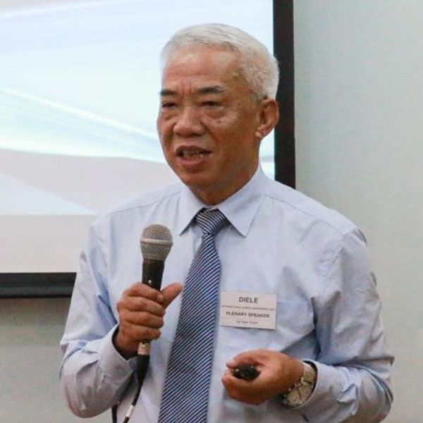 Thầy Canh